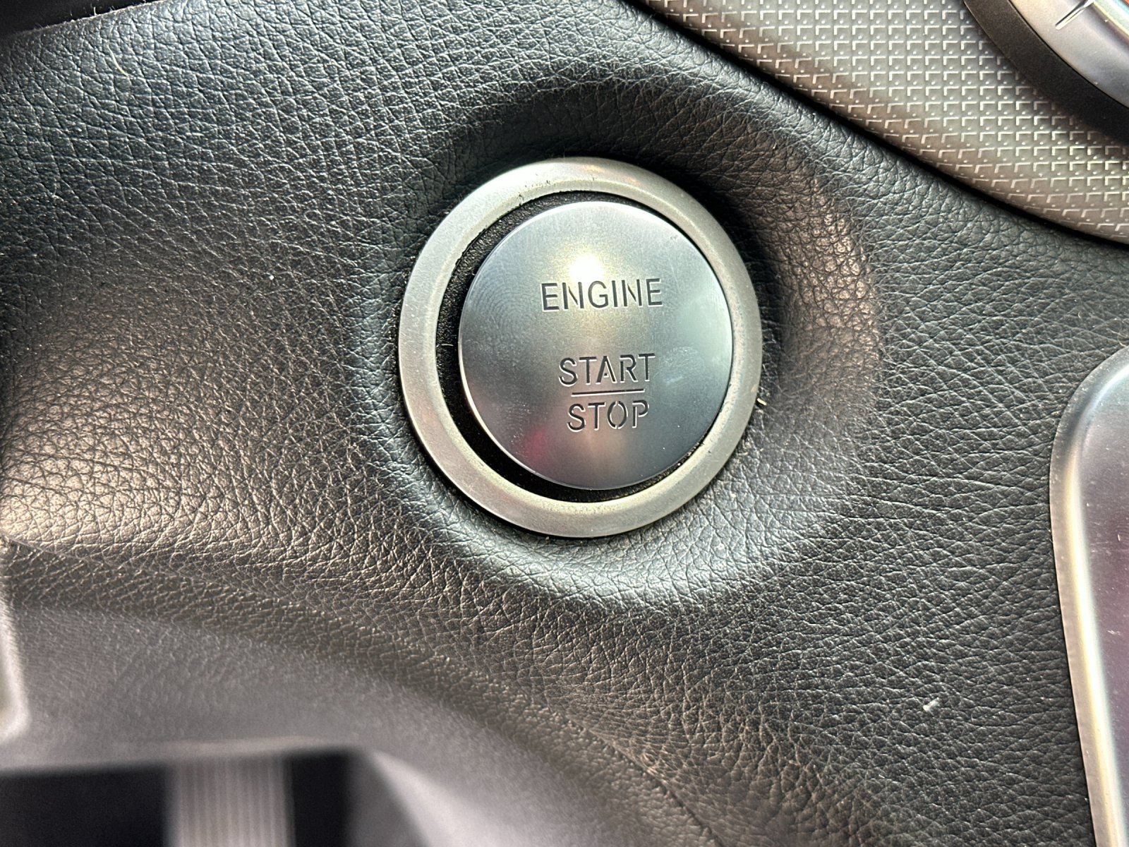 Used 2019 Mercedes-Benz CLA 250 image 24