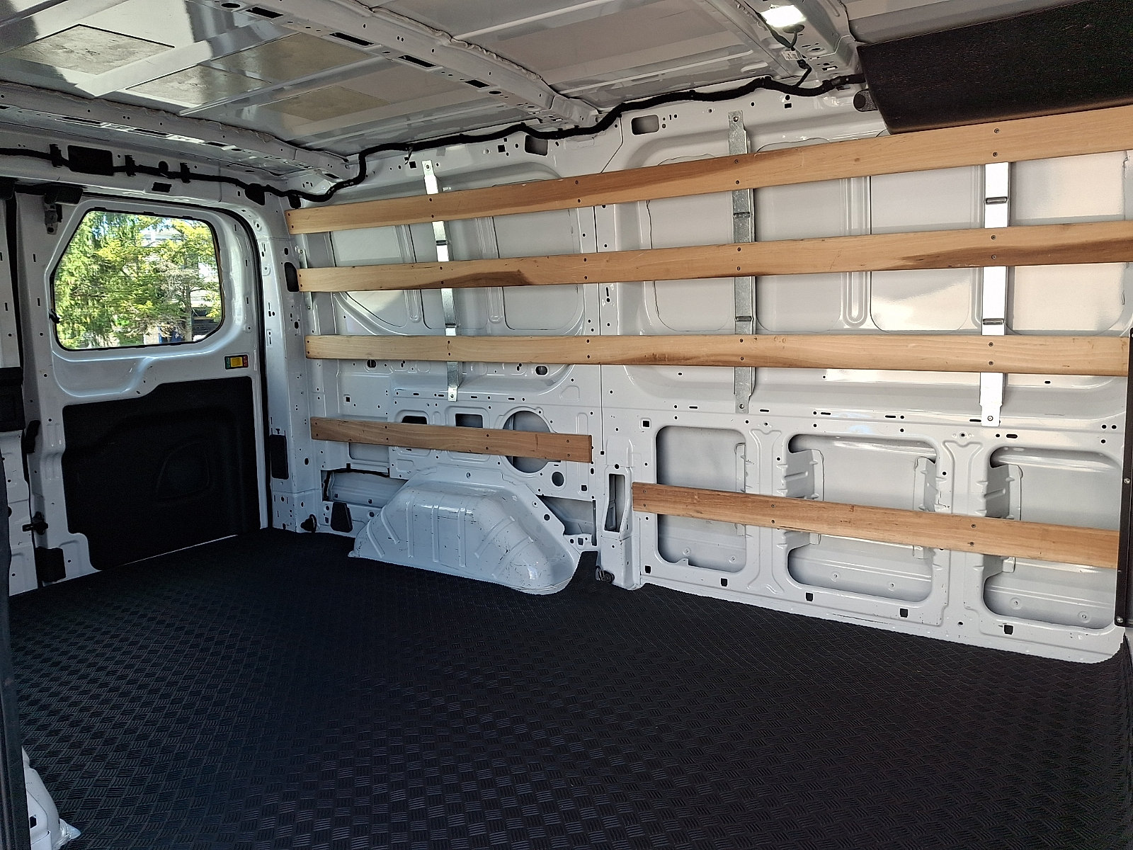 Certified 2025 Ford Transit 250 Low Roof w/ Exterior Upgrade Package RWD image 11