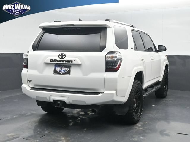 Used 2023 Toyota 4Runner SR5 Premium w/ Moonroof Package RWD image 7