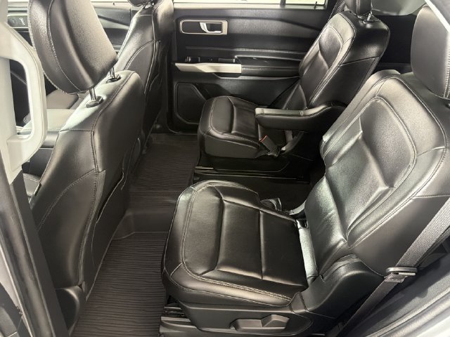 Certified 2023 Ford Explorer XLT w/ Equipment Group 202A RWD image 21
