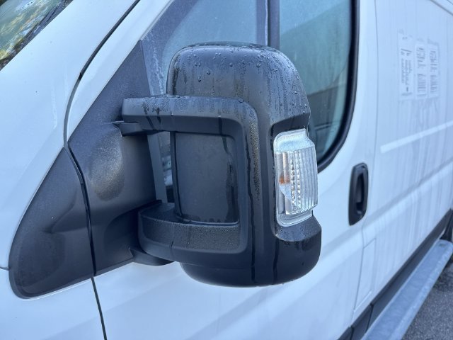 Used 2025 RAM ProMaster 2500 w/ U-Haul Equipment Group FWD image 12