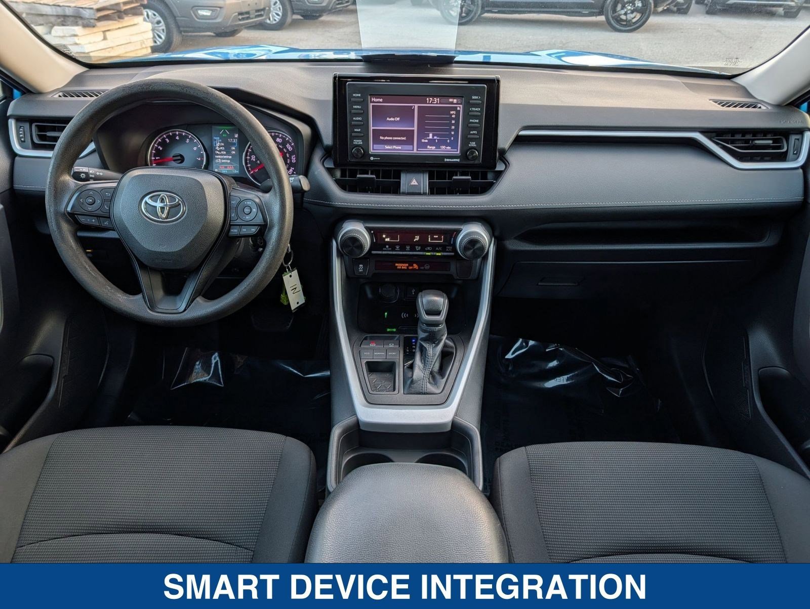 Used 2021 Toyota RAV4 LE image 15