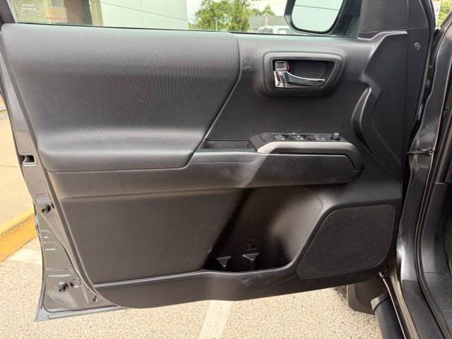 Used 2020 Toyota Tacoma 4x4 Double Cab image 19