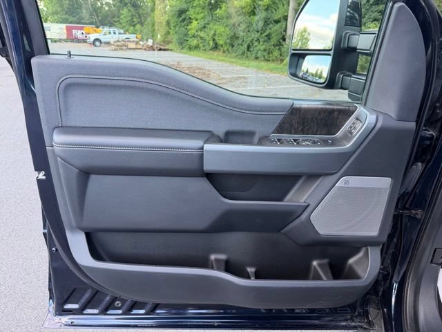 Certified 2024 Ford F250 Lariat w/ Lariat Ultimate Package AWD/4WD image 13