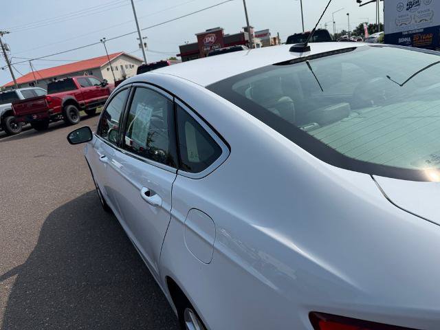 Certified 2017 Ford Fusion SE FWD image 18