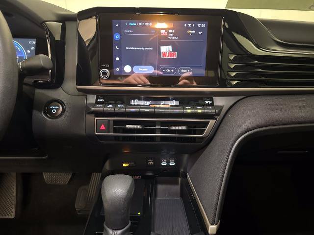 Used 2025 Toyota Camry LE w/ Convenience Package FWD image 24