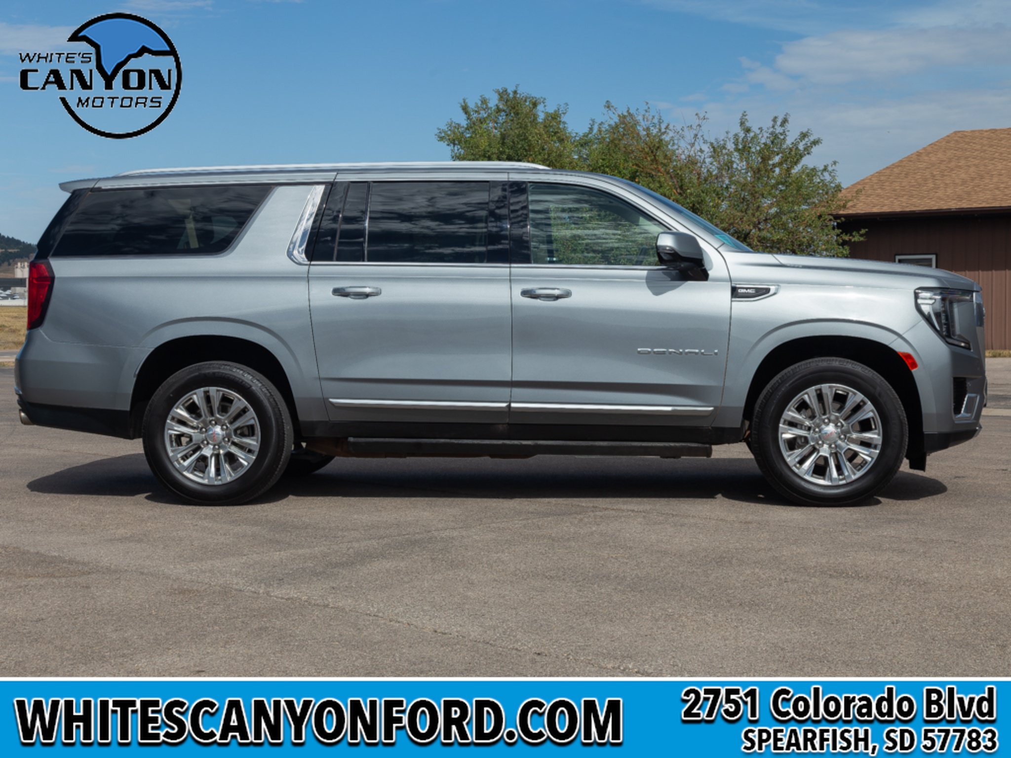 Used 2023 GMC Yukon XL Denali AWD/4WD image 20