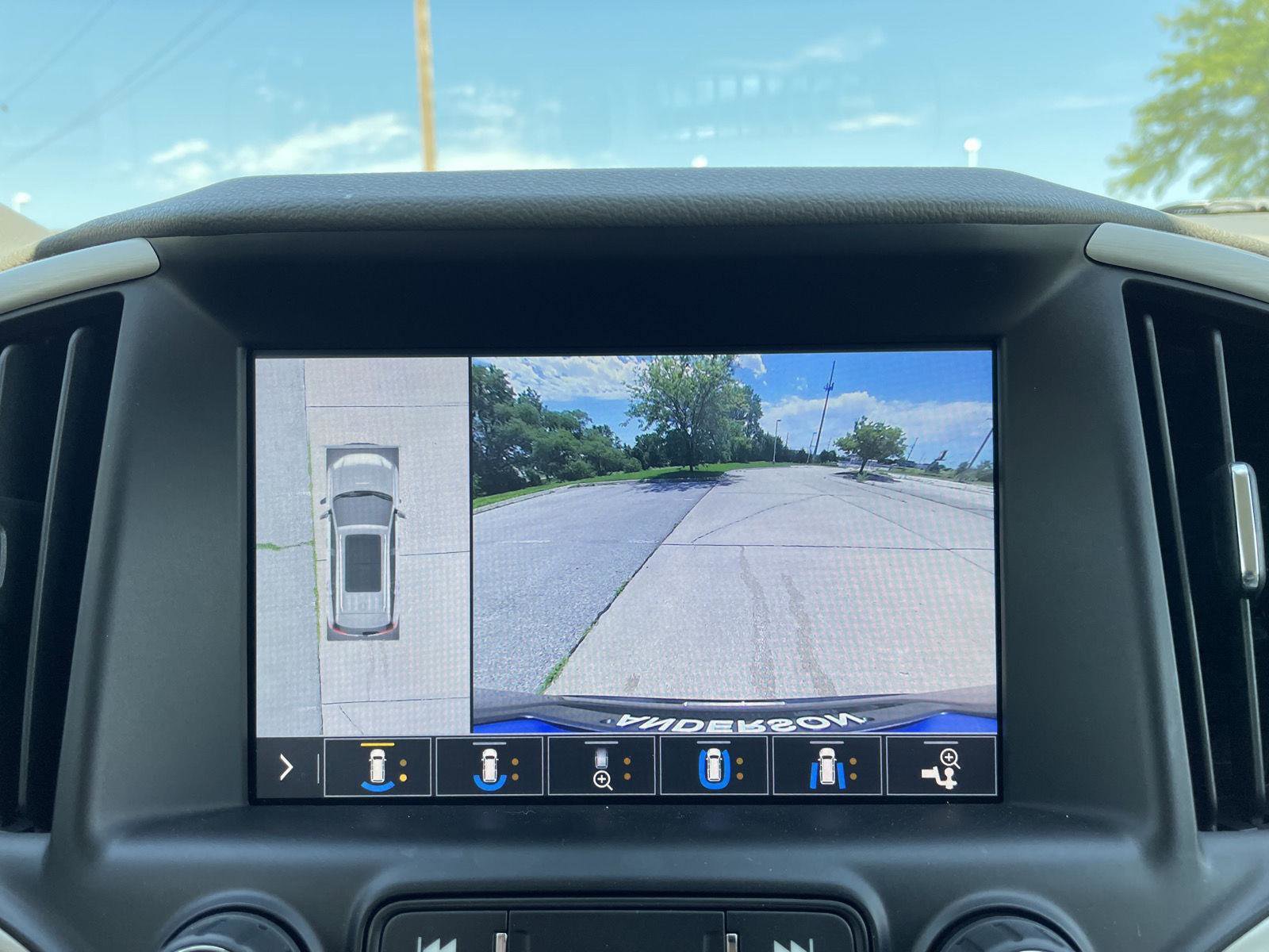 Used 2019 GMC Terrain Denali w/ Advanced Safety Package AWD/4WD image 25