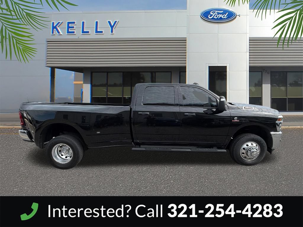 Used 2025 RAM 3500 Tradesman AWD/4WD image 6