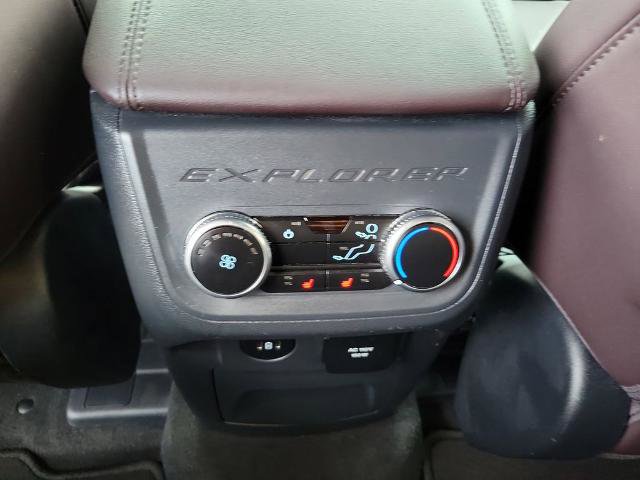 Certified 2025 Ford Explorer Platinum w/ Ultimate Package image 15