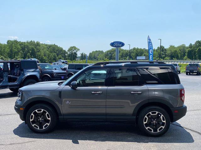 Certified 2024 Ford Bronco Sport Outer Banks w/ Tech Package AWD/4WD image 4