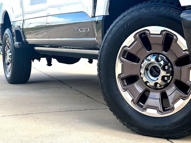 Certified 2024 Ford F250 King Ranch w/ FX4 Off-Road Package AWD/4WD image 7