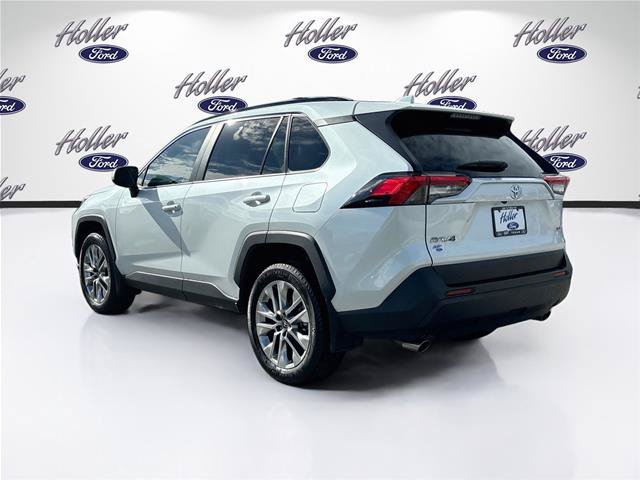 Used 2025 Toyota RAV4 XLE Premium w/ Weather Package FWD image 6