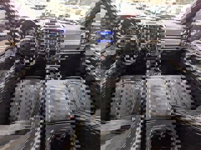 Certified 2020 Ford F350 Platinum w/ FX4 Off-Road Package image 33