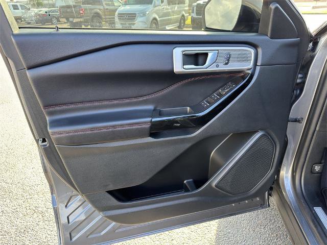 Certified 2022 Ford Explorer ST-Line w/ Class IV Trailer Tow Package image 13