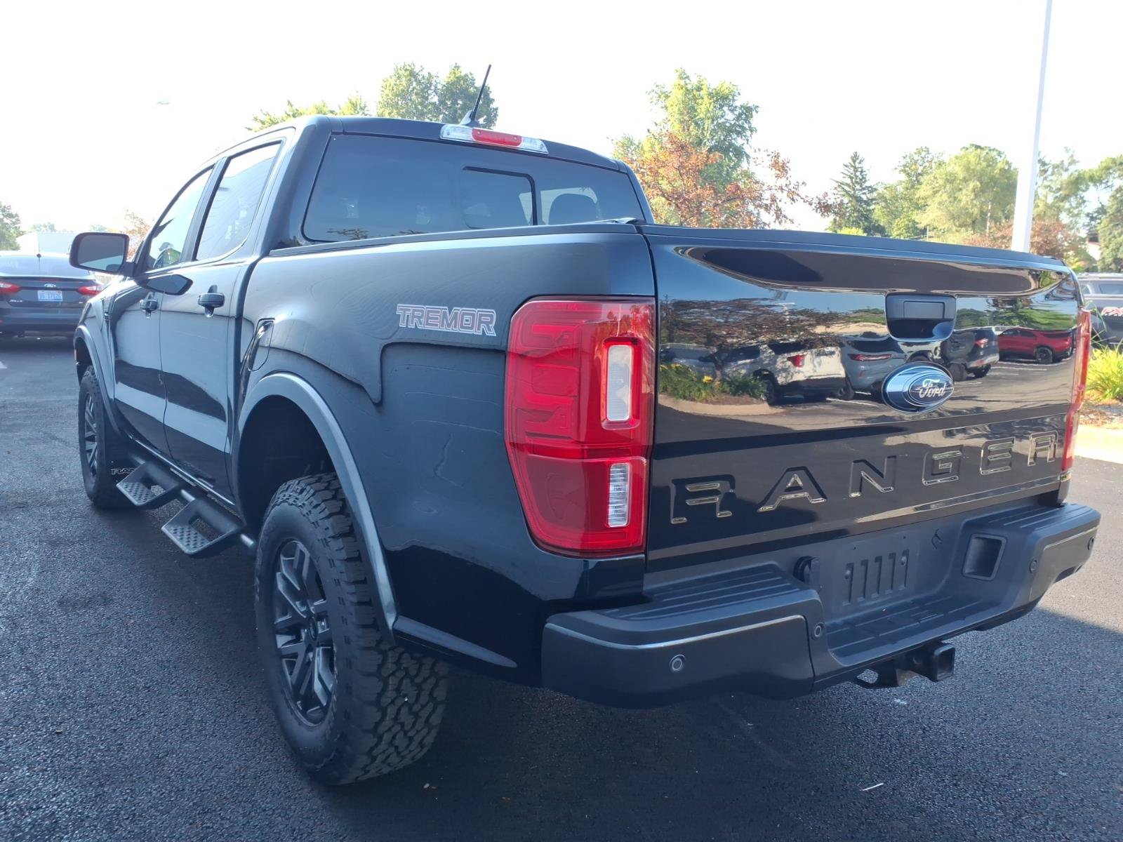 Certified 2023 Ford Ranger Lariat w/ Tremor Off-Road Package AWD/4WD image 4