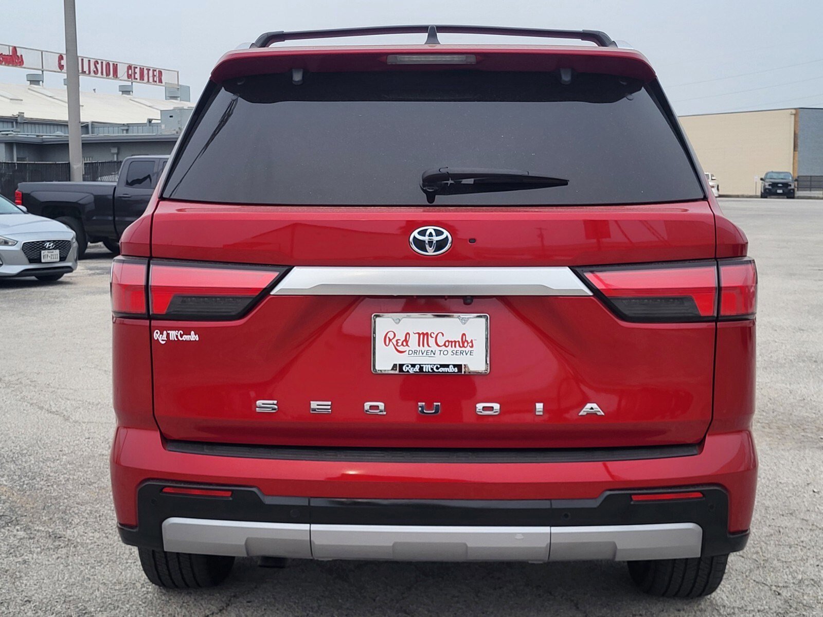 Used 2024 Toyota Sequoia Capstone image 4