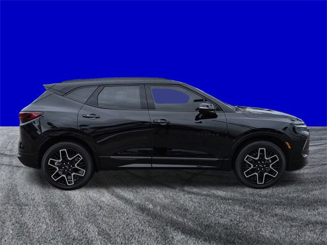 Used 2023 Chevrolet Blazer RS w/ Driver Confidence II Package image 6