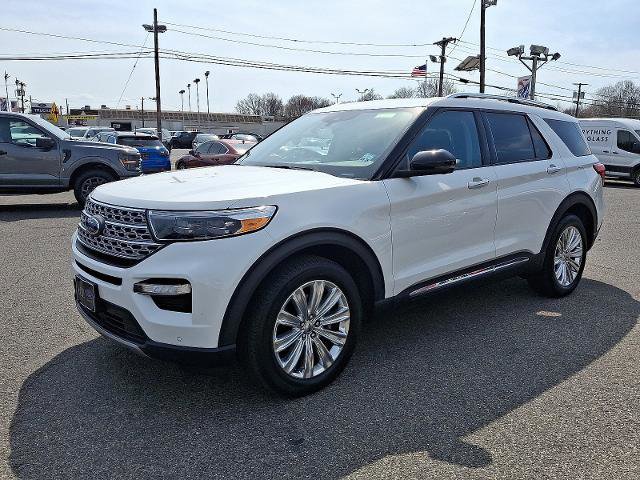 Certified 2023 Ford Explorer Limited w/ Limited Technology Package image 2