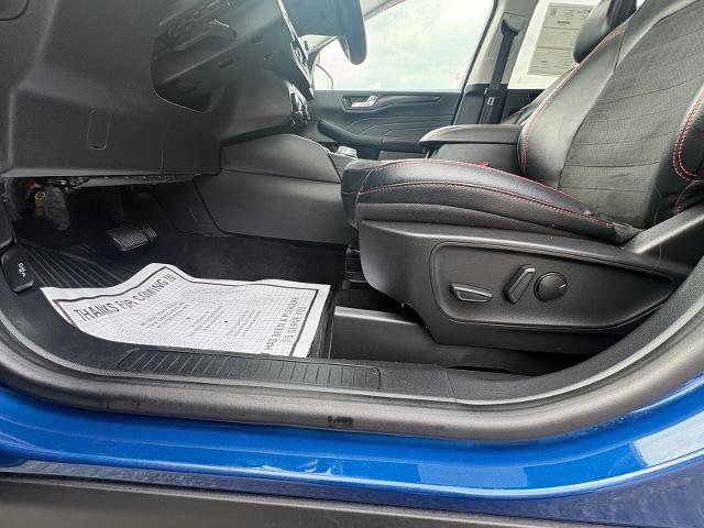 Certified 2022 Ford Escape SEL w/ SEL Stealth AWD Package image 13