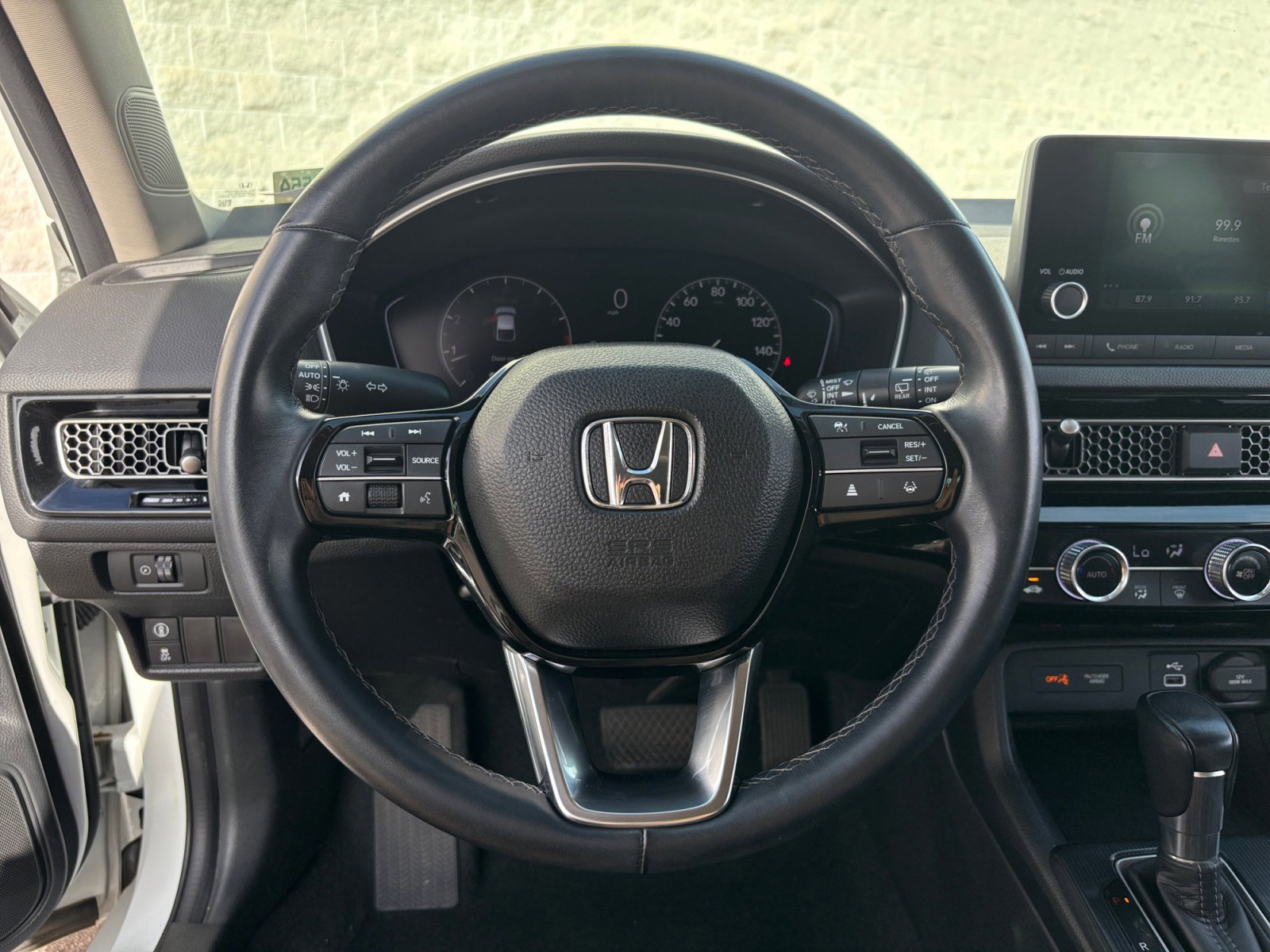 Used 2022 Honda Civic EX-L image 9
