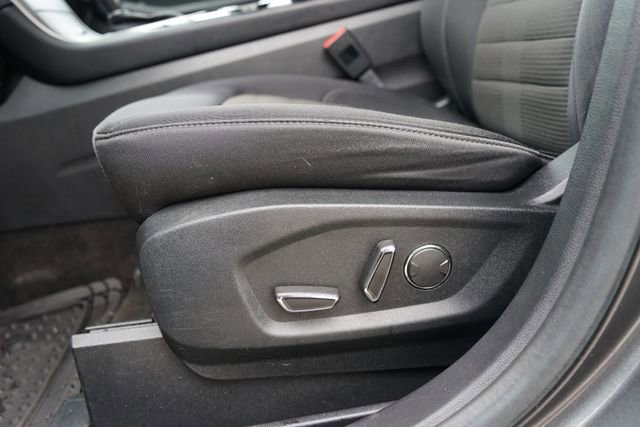 Certified 2018 Ford Edge SEL image 12