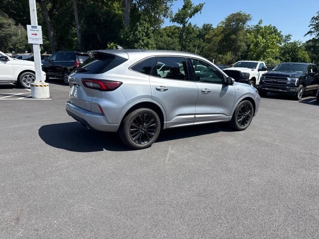 Certified 2023 Ford Escape ST-Line Elite AWD/4WD image 10