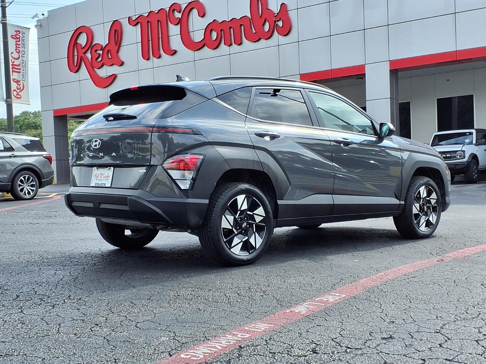 Used 2025 Hyundai Kona SEL AWD/4WD image 6