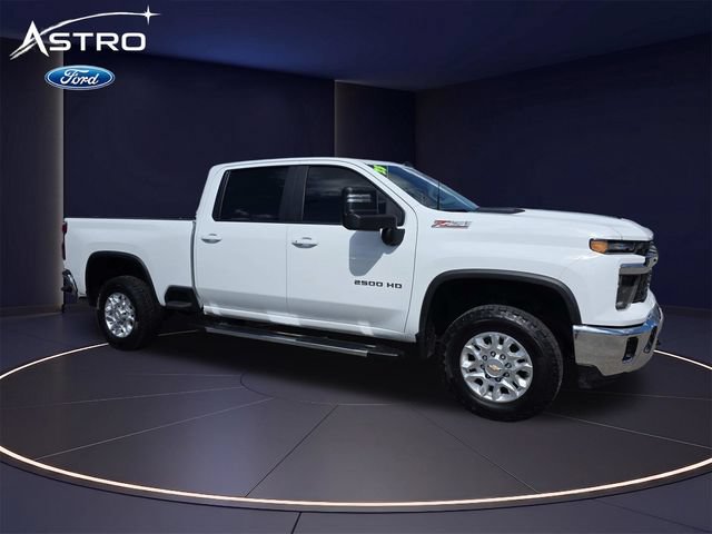 Used 2025 Chevrolet Silverado 2500 LT