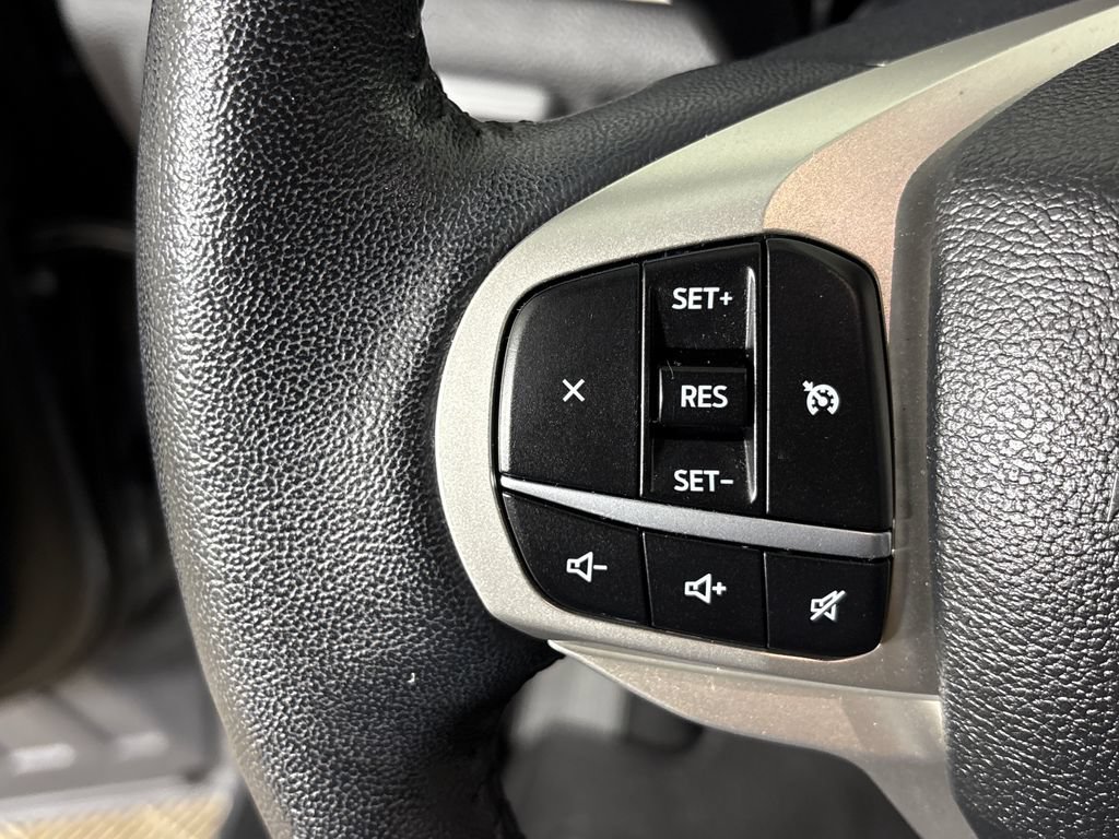 Certified 2022 Ford Explorer XLT RWD image 19