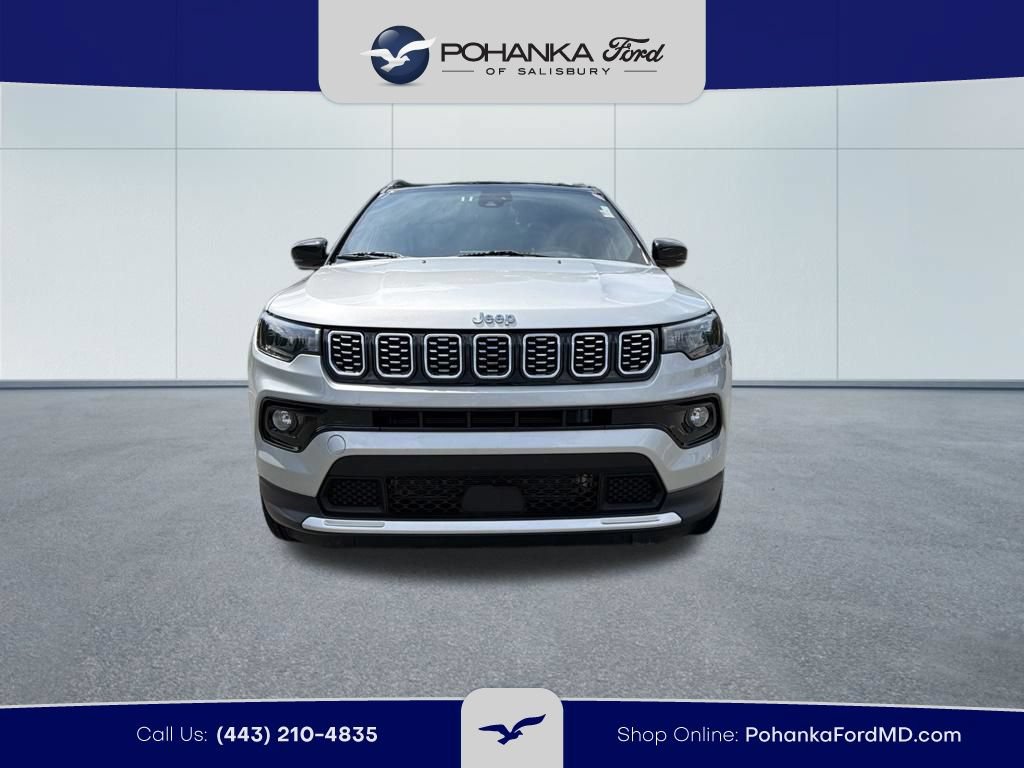 Used 2025 Jeep Compass Limited AWD/4WD image 3
