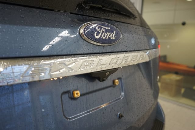 Certified 2018 Ford Explorer XLT AWD/4WD image 12
