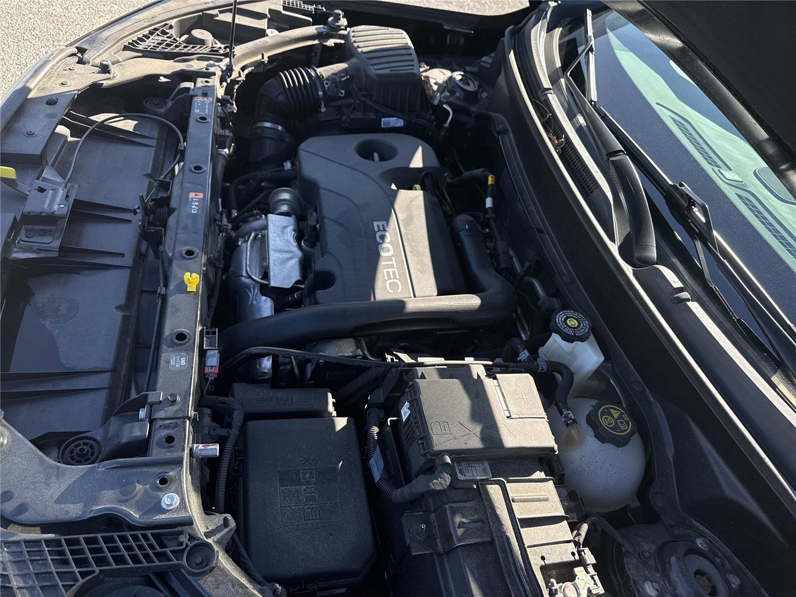 Used 2022 GMC Terrain Denali w/ Black Diamond Edition image 32