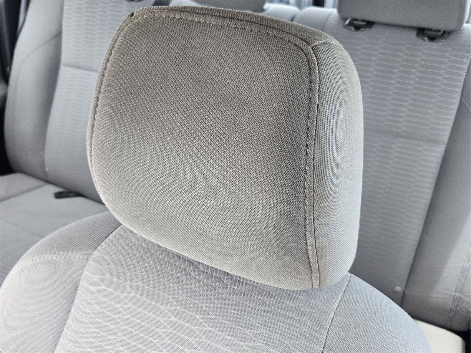 Used 2018 Toyota Tacoma SR w/ SR Convenience Package RWD image 19
