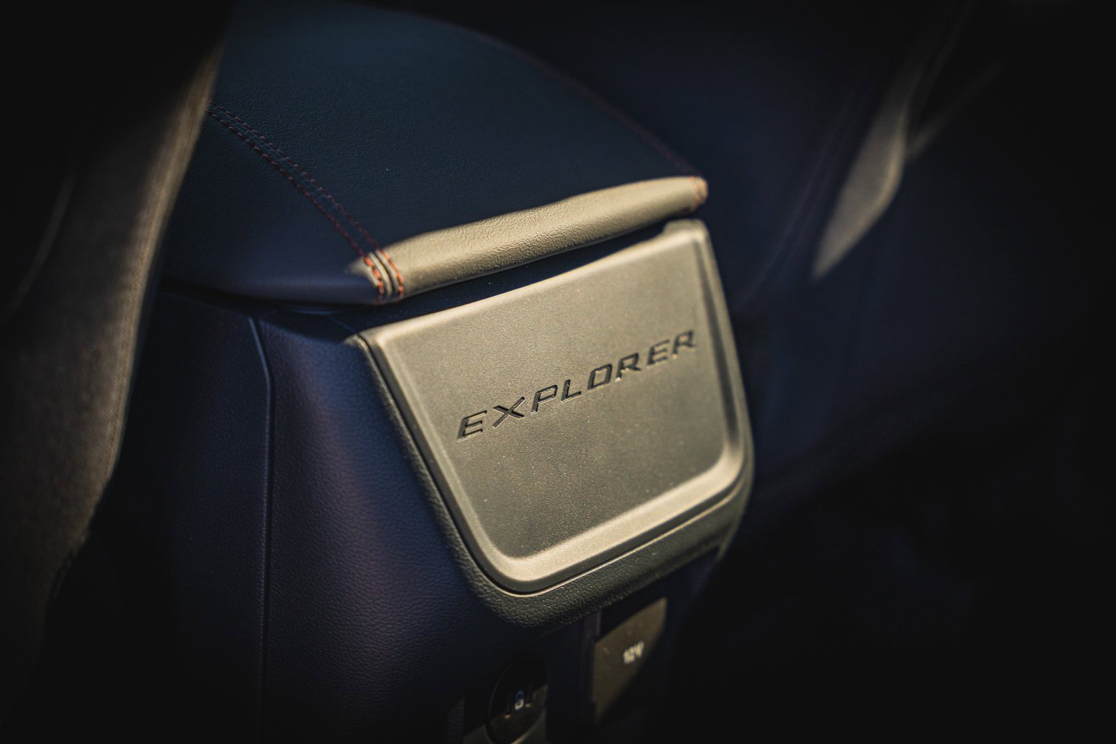 Certified 2025 Ford Explorer Active image 17