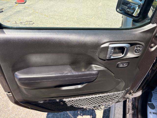 Used 2019 Jeep Wrangler Unlimited Sport S AWD/4WD image 9