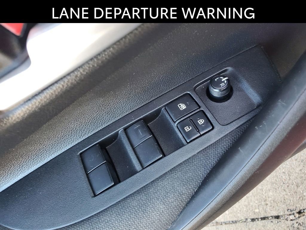 Used 2021 Toyota Corolla LE image 15