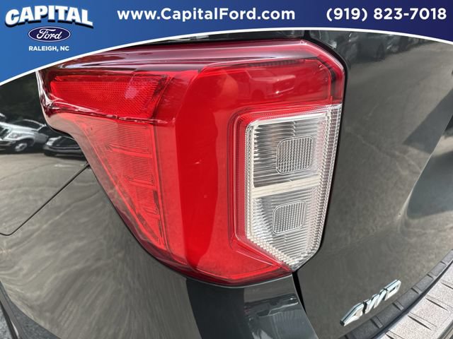 Certified 2023 Ford Explorer XLT w/ Equipment Group 202A AWD/4WD image 15
