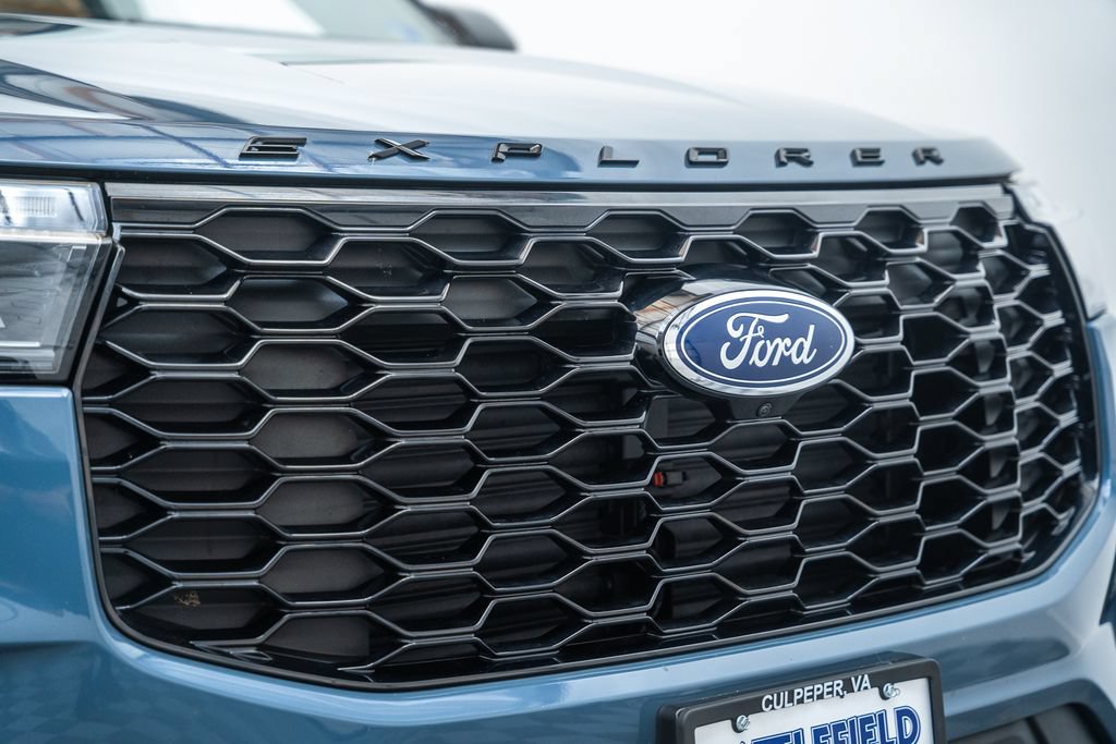 Certified 2026 Ford Explorer ST-Line w/ ST-Line Street Pack AWD/4WD image 13