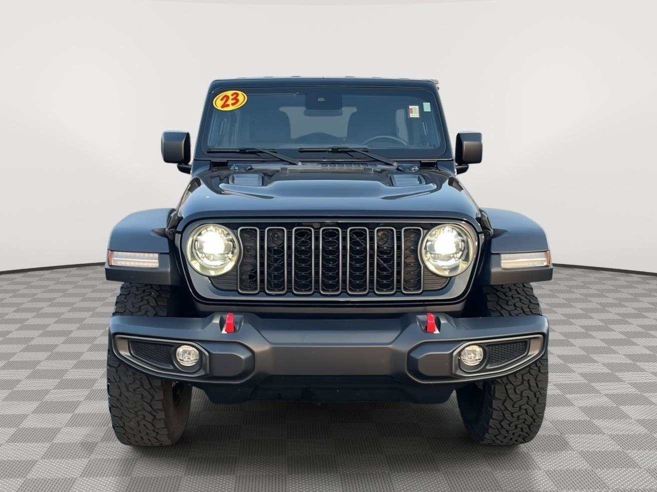 Used 2024 Jeep Wrangler Unlimited Rubicon w/ Convenience Group AWD/4WD image 8