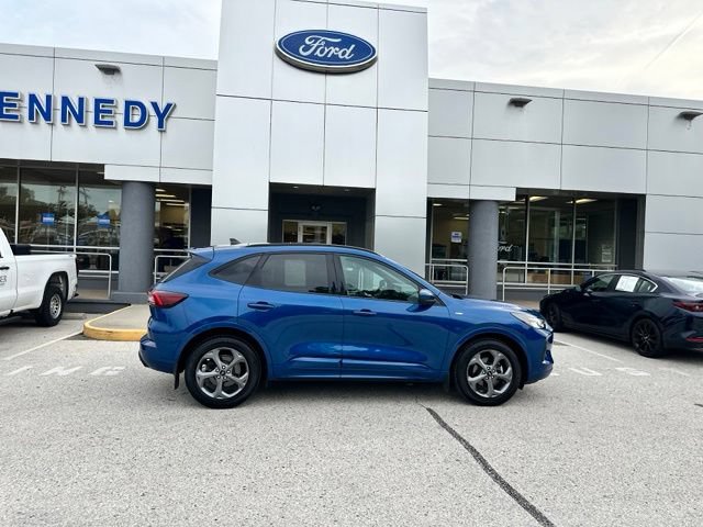 Certified 2023 Ford Escape ST-Line Select w/ Tech Pack #2 AWD/4WD image 23