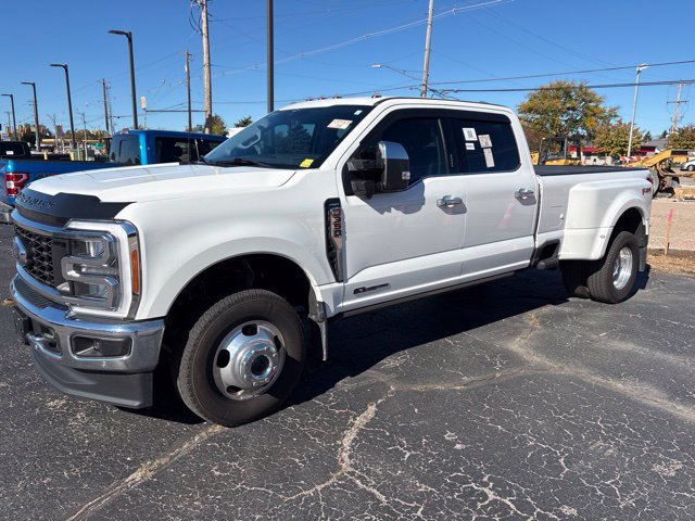 Certified 2023 Ford F350 Lariat w/ Lariat Ultimate Package AWD/4WD image 13
