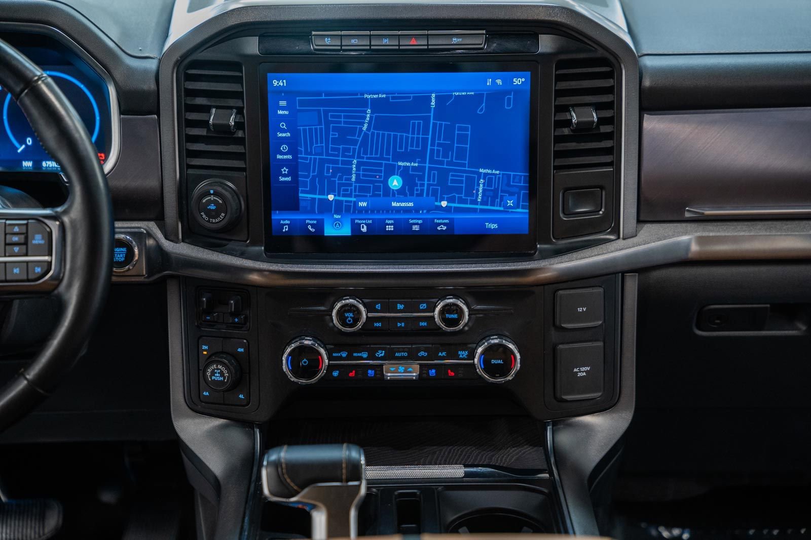 Certified 2022 Ford F150 Platinum w/ Equipment Group 701A High image 31