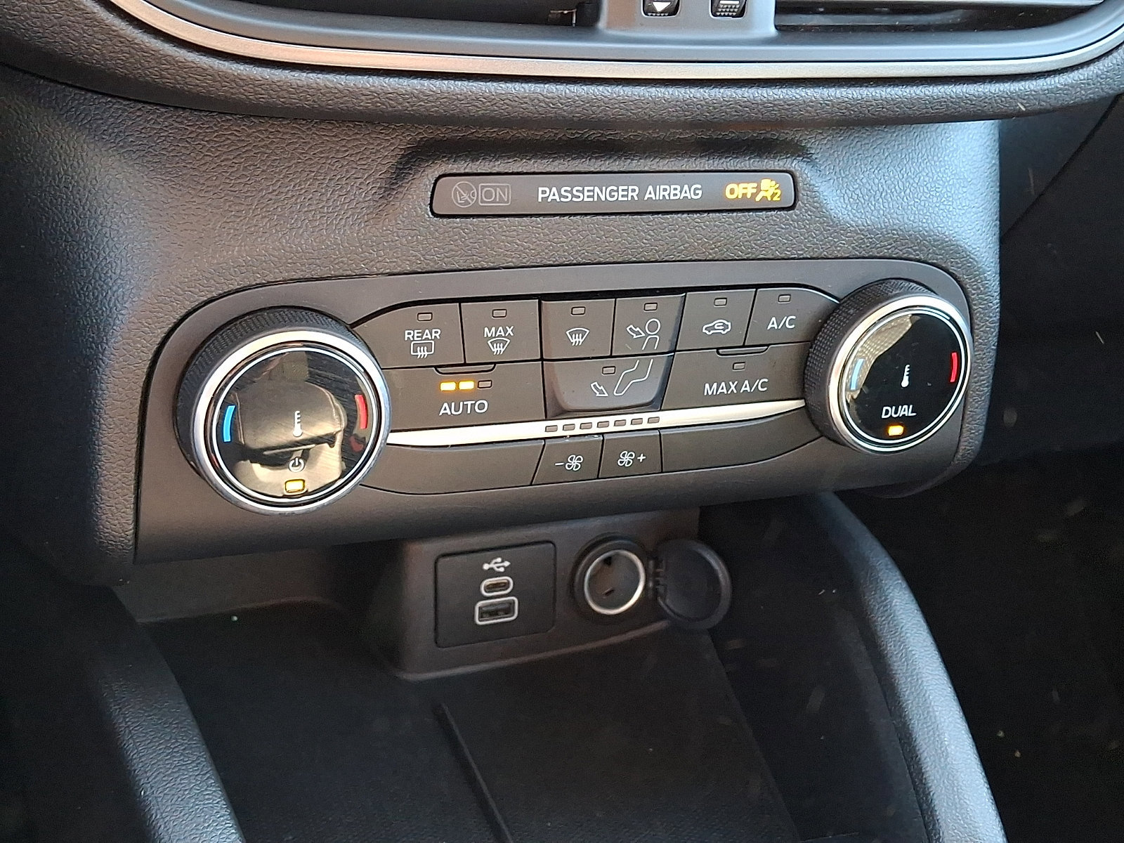 Certified 2025 Ford Escape Active image 18