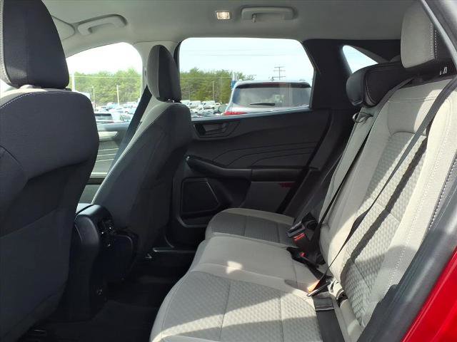 Certified 2022 Ford Escape SE w/ SE Sport Appearance Package image 21