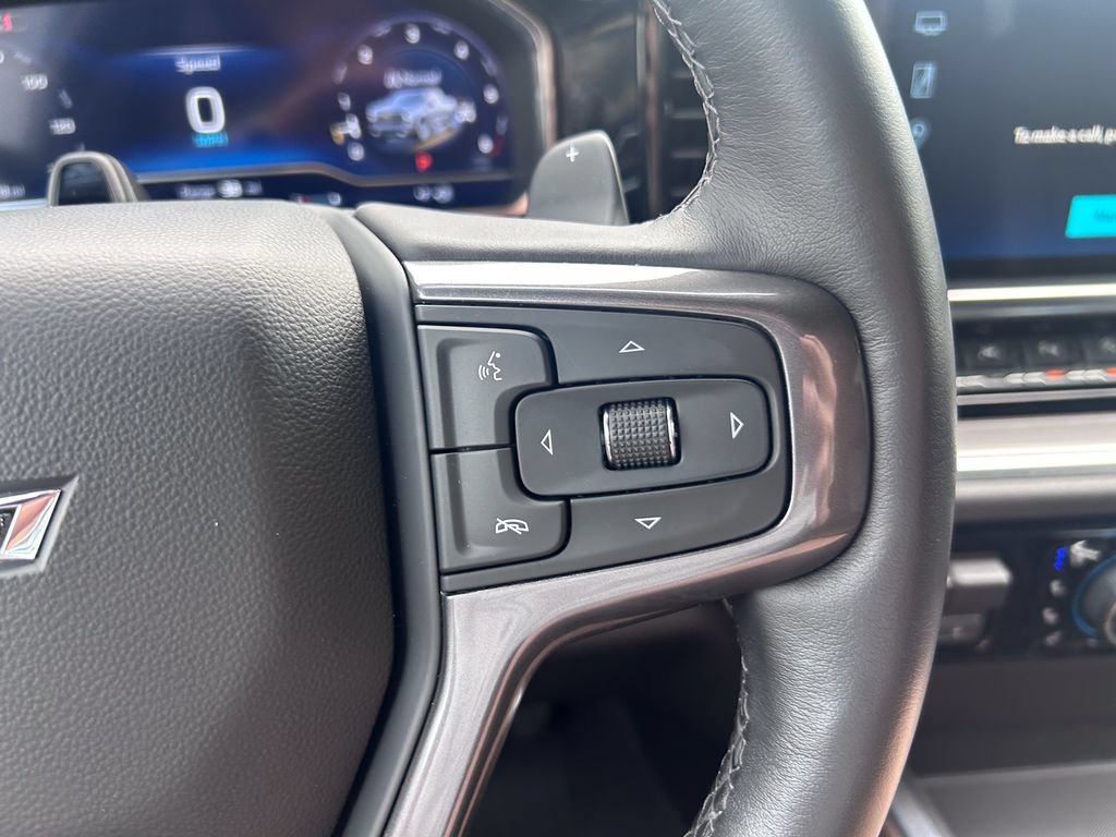 Used 2025 Chevrolet Silverado 1500 High Country w/ Midnight Edition AWD/4WD image 39
