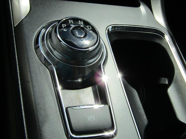 Certified 2019 Ford Fusion SE FWD image 25