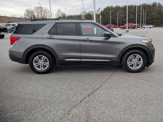 Certified 2023 Ford Explorer XLT w/ Equipment Group 202A image 6