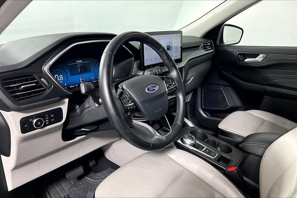Certified 2023 Ford Escape Platinum AWD/4WD image 13