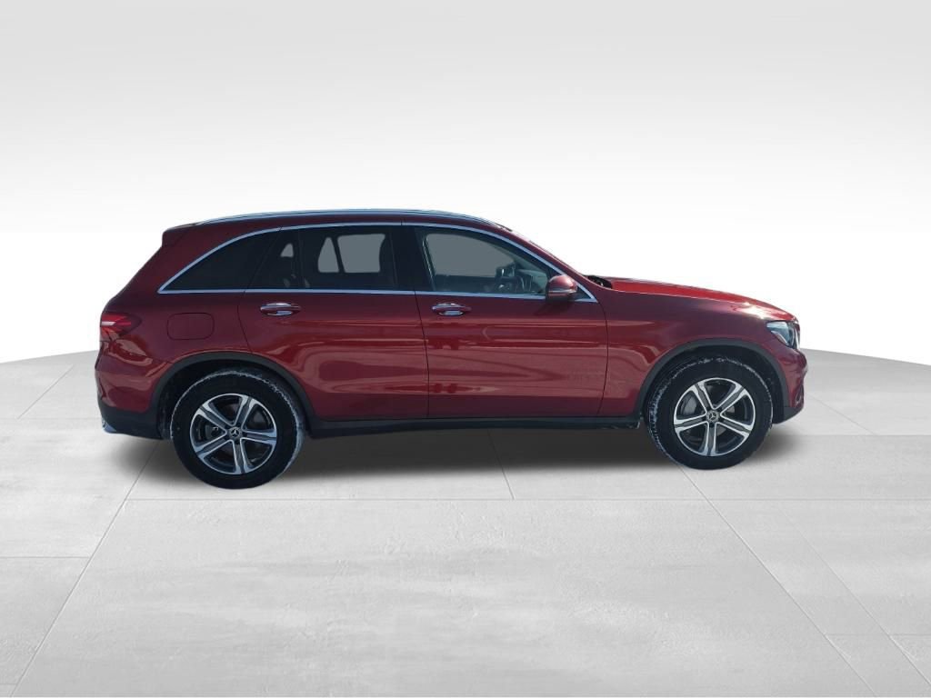 Used 2019 Mercedes-Benz GLC 300 4MATIC image 4